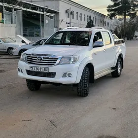Toyota Hilux 2012