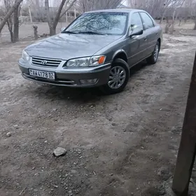 Toyota Camry 2000