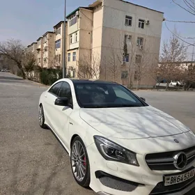Mercedes-Benz CLA 2015