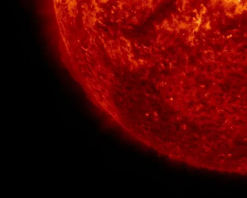 Солнце «проснулось»: учёные заявили о возобновлении активности после 4 дней затишья