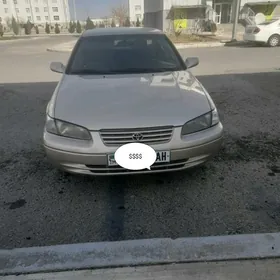 Toyota Camry 1998