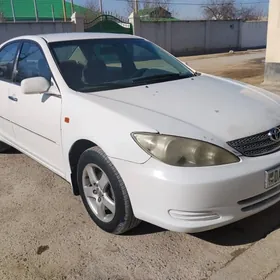 Toyota Camry 2004