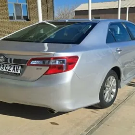 Toyota Camry 2013
