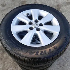 2014 karolla Radnoý 15 lk