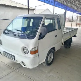 Hyundai H100 1999