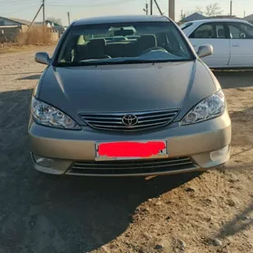 Toyota Camry 2003