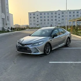 Toyota Camry 2020
