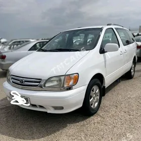 Toyota Sienna 2003