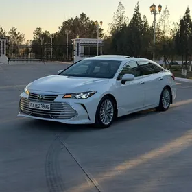 Toyota Avalon 2019