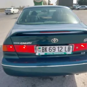 Toyota Camry 1998