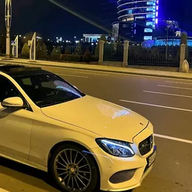 Mercedes-Benz C300 2014