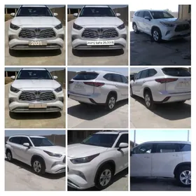 Toyota Highlander 2021