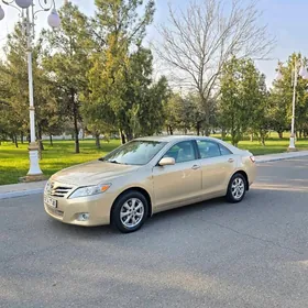 Toyota Camry 2011