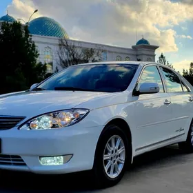 Toyota Camry 2004
