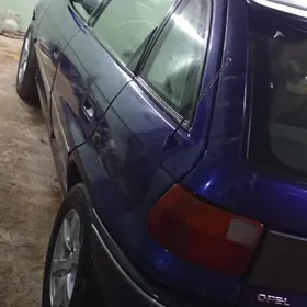 Opel Astra 1995