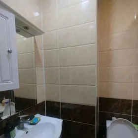 kwartirant gyz gerek