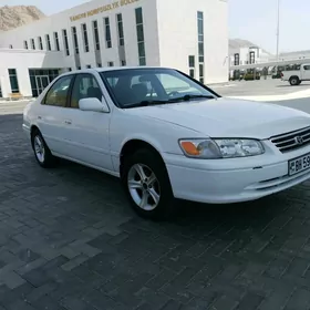 Toyota Camry 2001