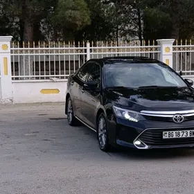 Toyota Camry 2014