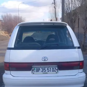 Toyota Previa 1991