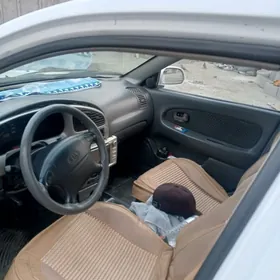 Kia Credos/Clarus 2001