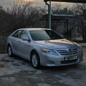 Toyota Camry 2010