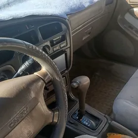 Toyota Camry 1996