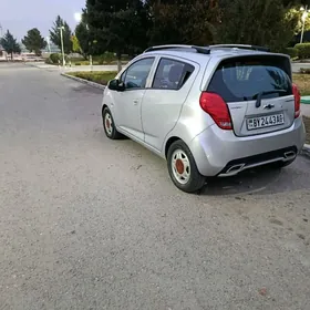 Chevrolet Spark 2012