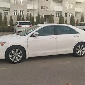 Toyota Camry 2010
