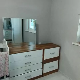 Трюмо тумбочки кровать