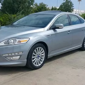 Ford Mondeo 4 2013