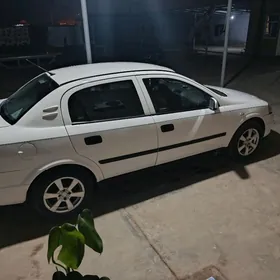 Opel Astra 2005