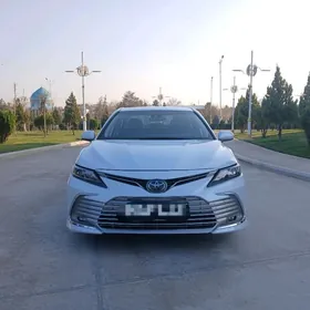 Toyota Camry 2022