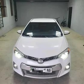 Toyota Corolla 2014