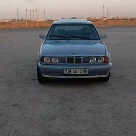 BMW 525 1989