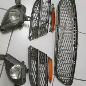 BMW e90 tumannik решетка