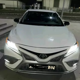 Toyota Camry 2022