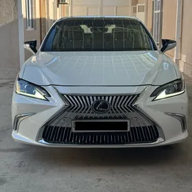 Lexus ES 350 2019