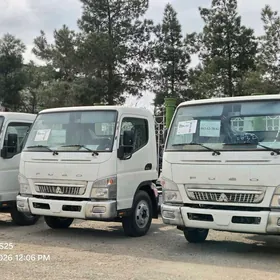 Mitsubishi Canter 2025