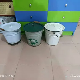 Вёдра эмалированные