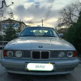 BMW 525 1990