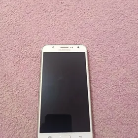 Samsung J7