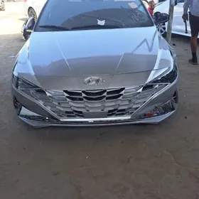 Hyundai Elantra 2021