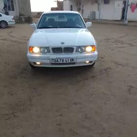BMW 525 1990