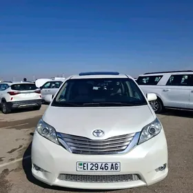 Toyota Sienna 2017