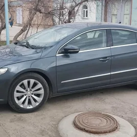Volkswagen CC 2011