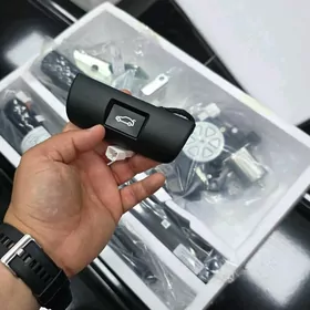 Camry 2025 bagaj knopka