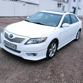 Toyota Camry 2010