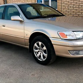 Toyota Camry 2000