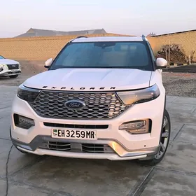 Ford Explorer 2022