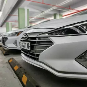 Hyundai Elantra 2020